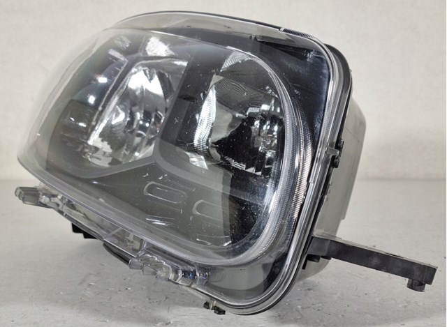 9816825080 Peugeot/Citroen Фара передняя правая