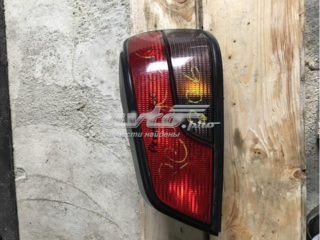 Правый стоп Peugeot/Citroen 635195