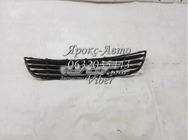 7172168L005PK Suzuki Решетка радиатора