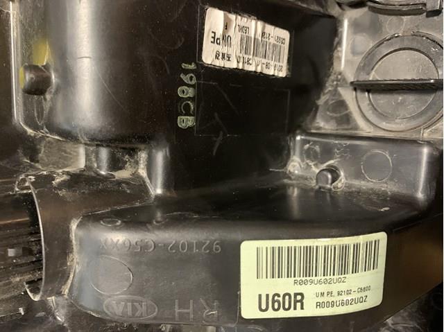 Правая фара 92102C5600 Hyundai/Kia