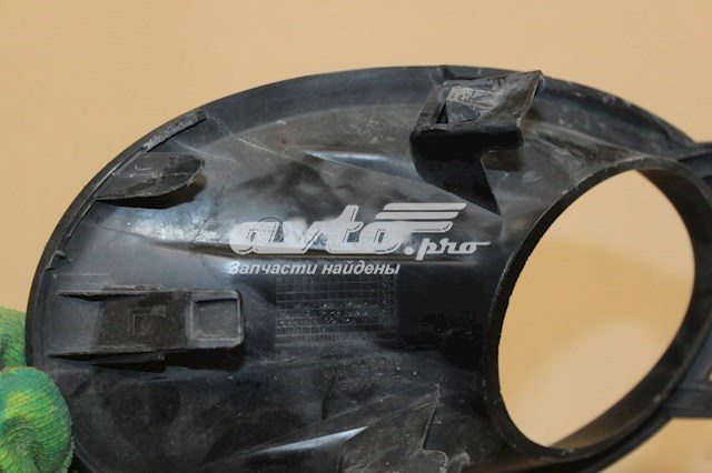 62257BR00A Nissan/Infiniti Заглушка противотуманок, левая