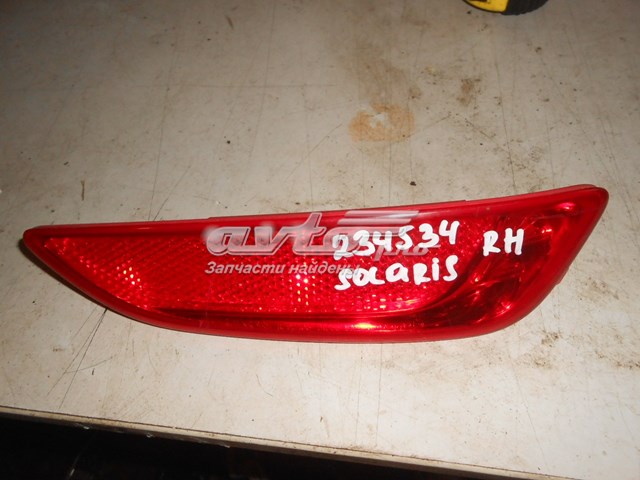 924061R200 Hyundai/Kia Правый катафот бампера