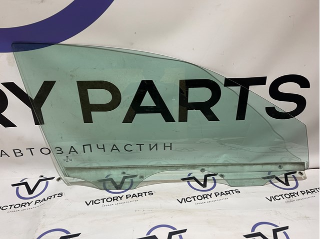 Стекло двери передней правой GS7442D302 XYG
