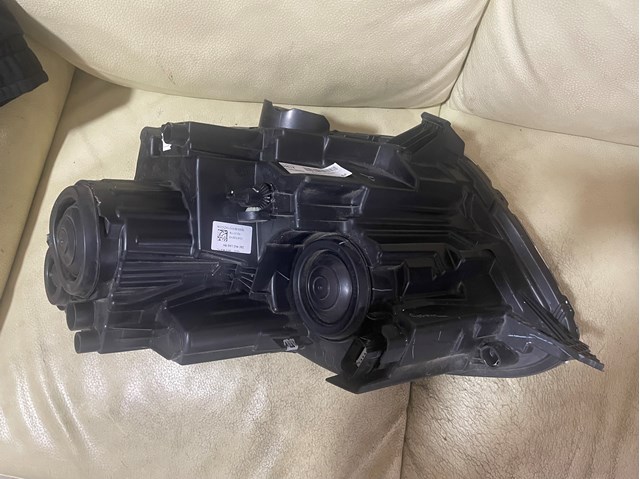 Правая фара GN1513W029SF Ford
