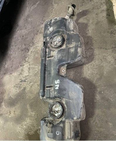Бензобак 16111183985 BMW