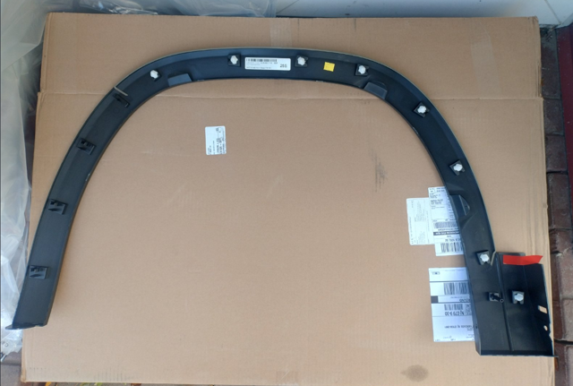 3CM8537179B9 VAG Молдинг арки крыла переднего, левый