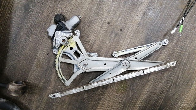 Compre Mecanismo de acionamento de vidro da porta dianteira esquerda Toyota Land Cruiser 