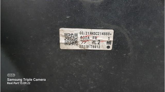 Передний бампер 5211978912 Toyota