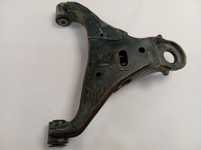 Правый рычаг передней нижней подвески Ford 2354158 цена, от 369.11 USD