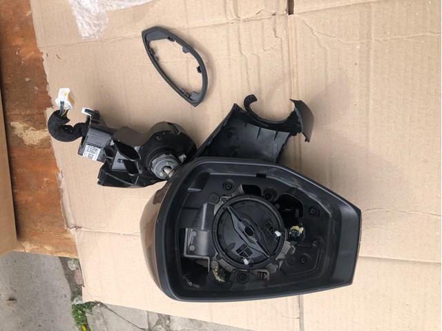 Левое боковое зеркало 87610R2300 Hyundai/Kia