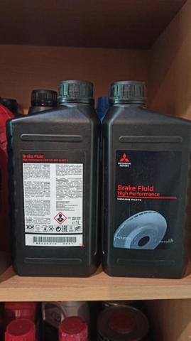 Купить MZ320914 Mitsubishi Тормозная жидкость