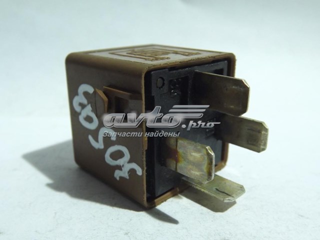 61361388729 BMW 