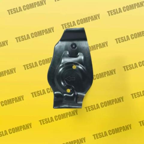 Защита заднего нижнего рычага 149363600A Tesla