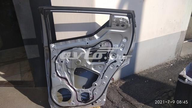 Дверь пассажирская задняя правая Toyota 67003F4050 цена, от 190.04 USD