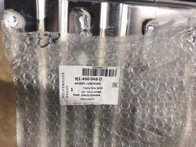Балка передней подвески Porsche 9J1400048C