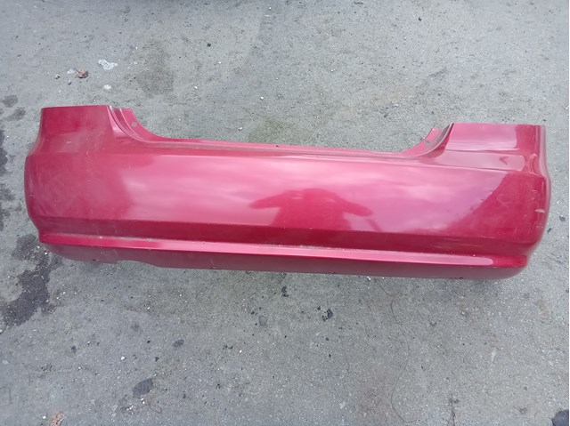 Задний бампер 96543142 General Motors