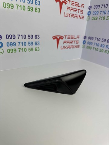  149586501A Tesla