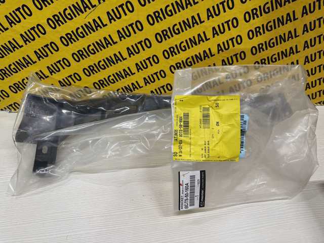 BDTS50160A Mazda Кронштейн бампера переднего