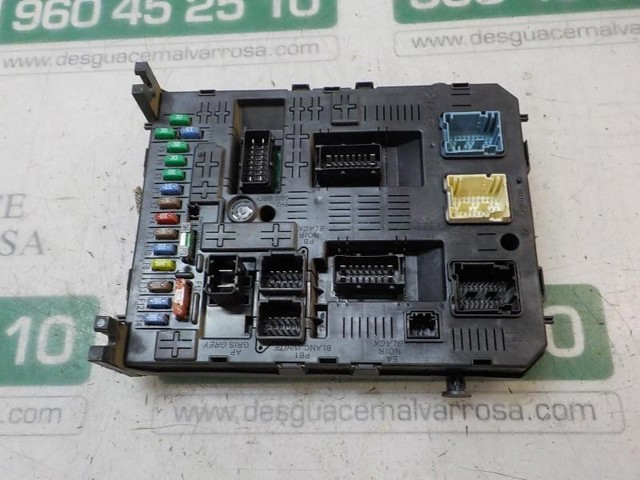 6500Z1 PEUGEOT Caja de fusibles original y equivalente