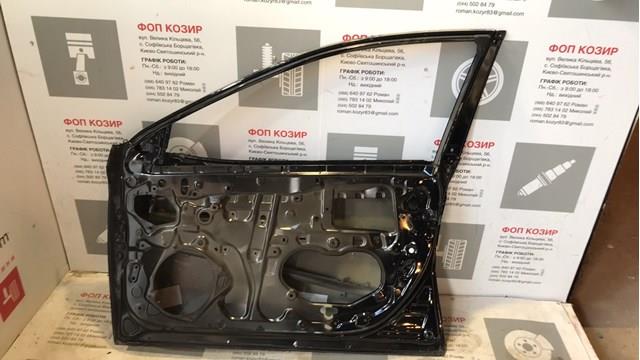 Дверь передняя правая на Toyota Camry  V70