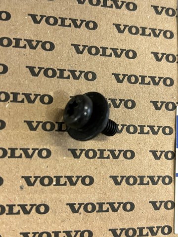 994795 Volvo 