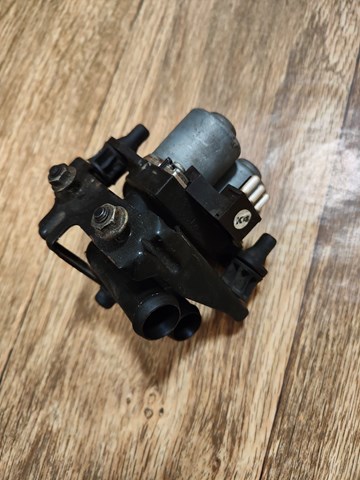 0018303484 MERCEDES Válvula calefacción original y equivalente