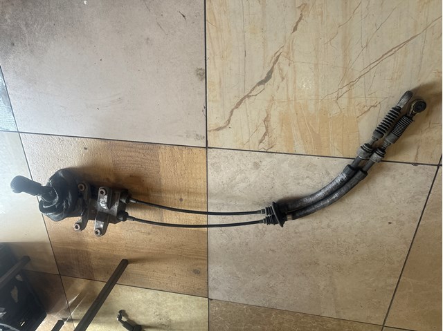 Кулиса КПП на Mercedes Vito I 638