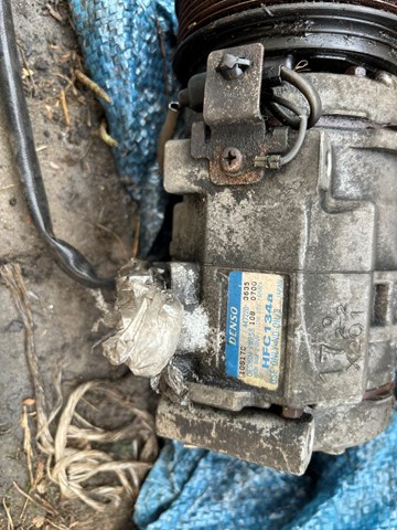 Compressor de aparelho de ar condicionado Mitsubishi MR568288 preço, a partir de  