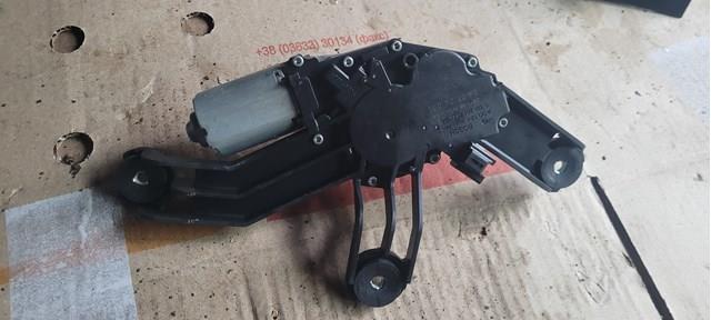 390201584 Ford 