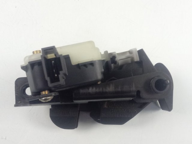  Land Rover 51247016049 цена, от 15.25 USD