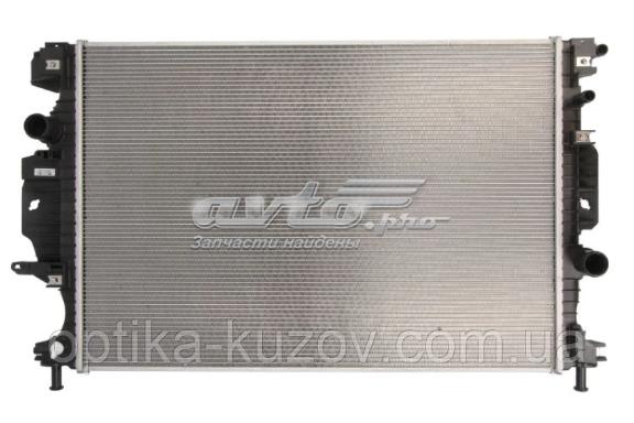 Радиатор охлаждения Polcar 32D2081