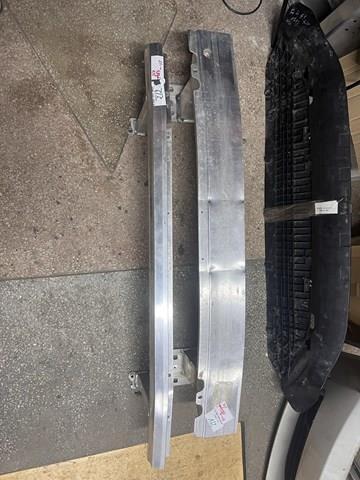 Усилитель бампера переднего VAG 4KE807093