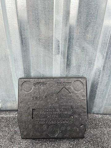 108291300A Tesla 
