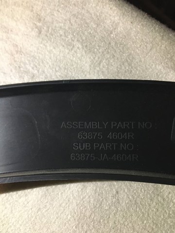 638754604R Renault (RVI) Молдинг арки крыла переднего, левый