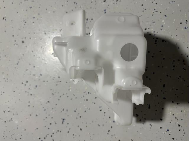 BCKB67481 Mazda Бачок омывателя стекла