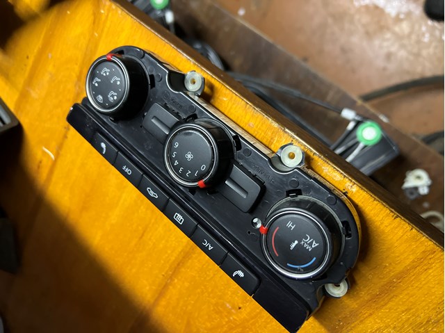  VAG 561907426JZJU цена, от 23.05 USD
