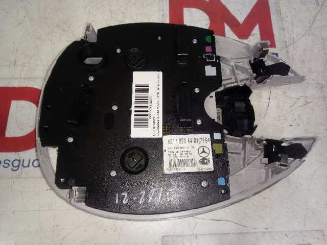 Плафоны внутреннего освещения Mercedes A2118206401 цена, от 22.57 USD