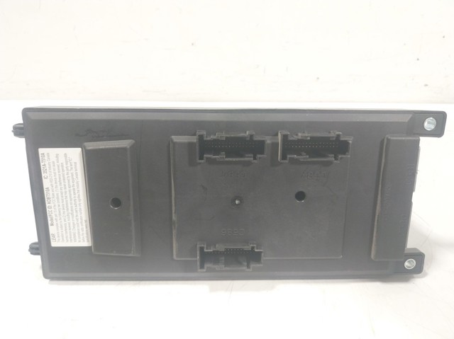 Коробка предохранителей Land Rover LR042132 цена, от 127.54 USD