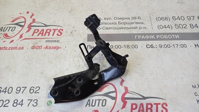 Петля капота левая 5342033380 Toyota