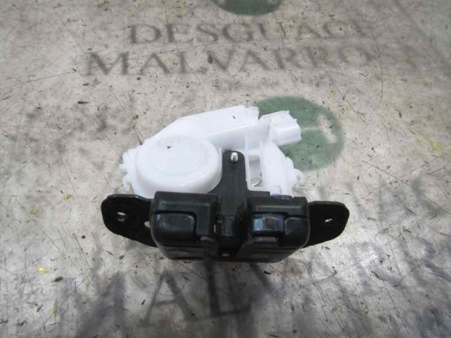 Compre Fecho de tampa de porta-malas (de 3ª/5ª porta traseira) Toyota Yaris 
