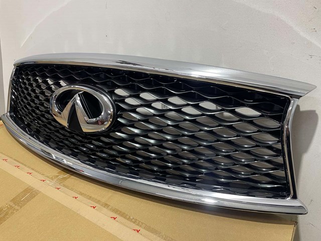 Облицовка радиатора Nissan/Infiniti 620706WP0A цена, от 357.59 USD