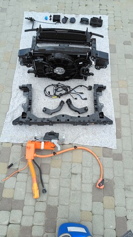 64101AO000 Hyundai/Kia Телевизор