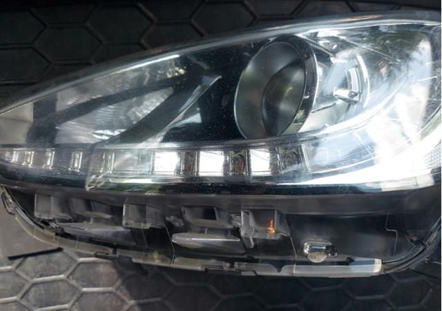 921011R525 Hyundai/Kia Фара
