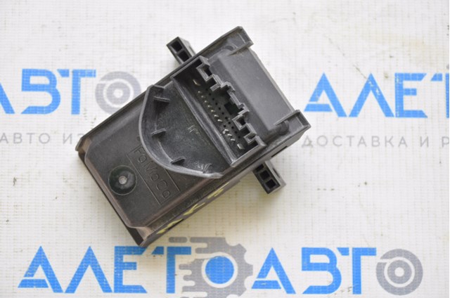  Ford GG9T14F642AB цена, от 10.16 USD