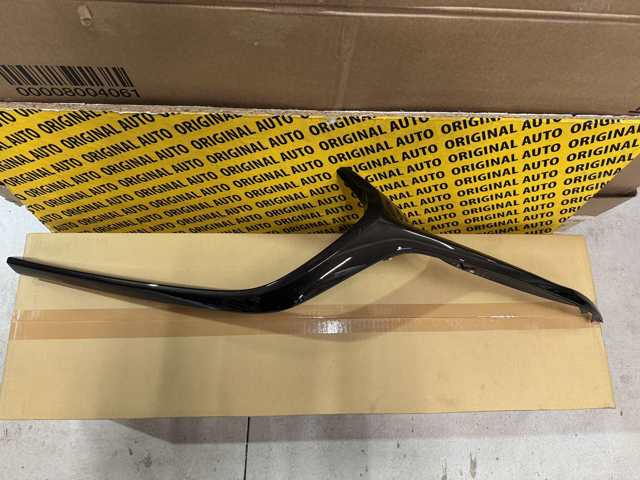 Купить BCKN50770C Mazda Молдинг решетки радиатора левый