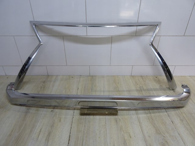 Moldura de rejilla de radiador 5312148140 TOYOTA