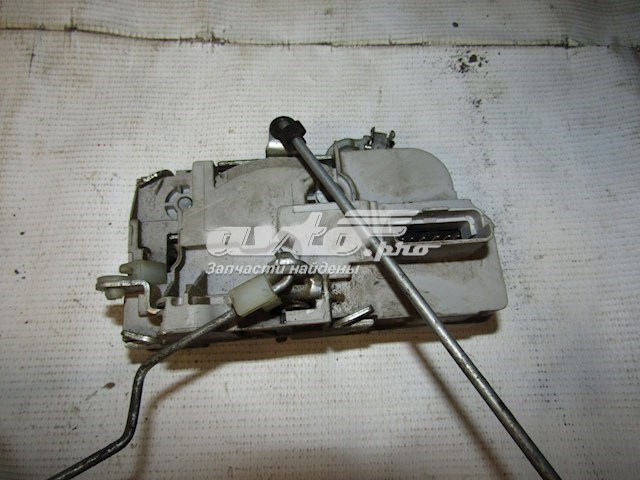 Fecho da porta dianteira direita Peugeot/Citroen 9136J4 preço, a partir de 57,72 USD