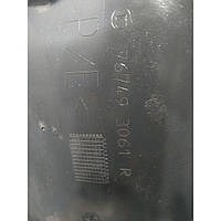 Купить Подкрылок задний левый Рено Меган III BZ0, BZ1, B3