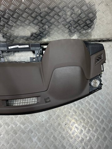 Купить 682006RB0C Nissan/Infiniti 