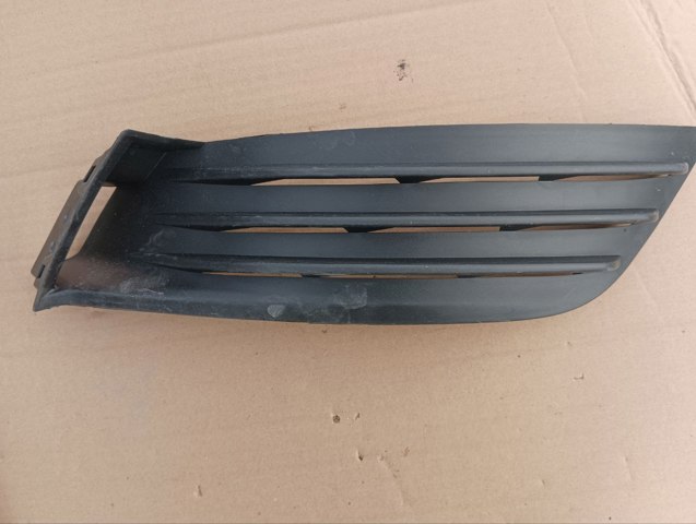 Решетка переднего бампера, правая FPS FP5647913 цена, от 14.19 USD